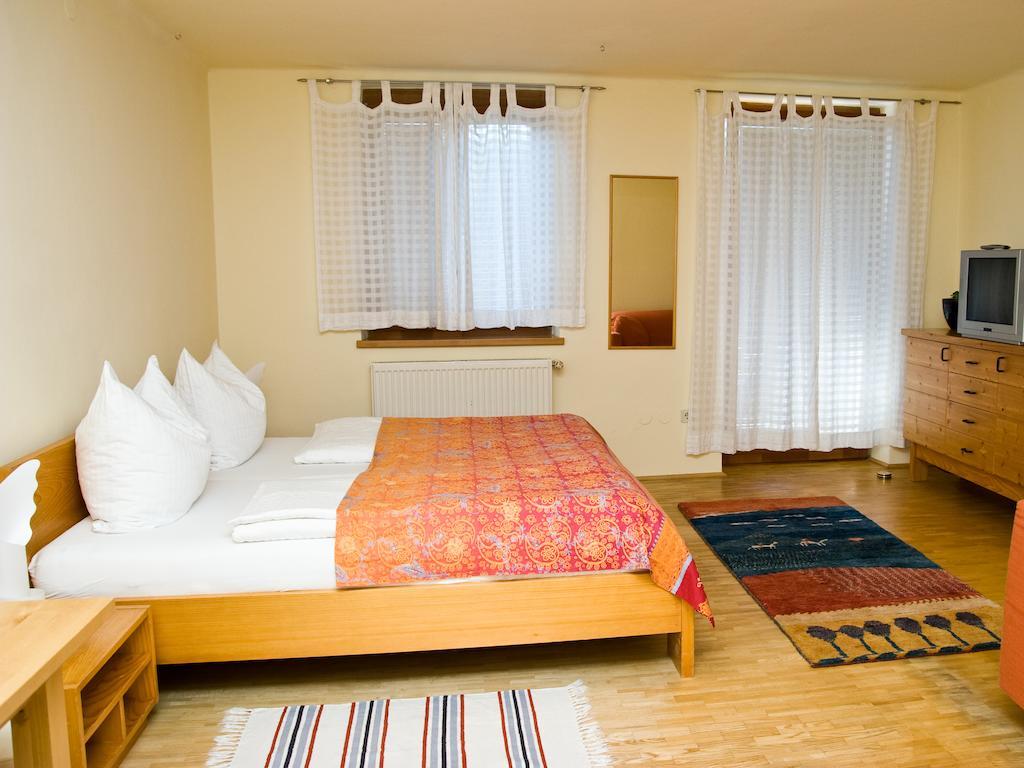 Pension Popotnik Филлах Номер фото